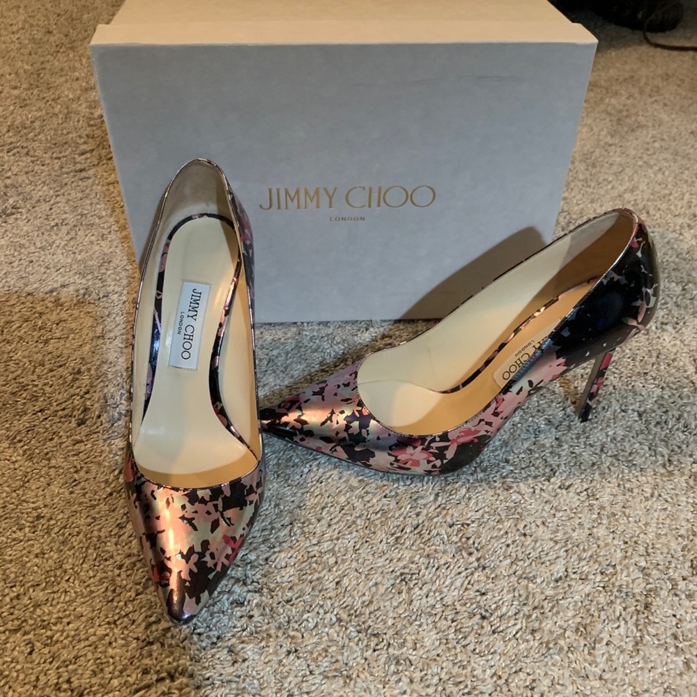 Jimmy Choo Romy Pumps!